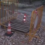 Автомобил пропадна в огромна дупка в Пловдив: Жители негодуват срещу трета година ремонт