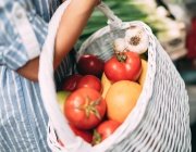 Над 270 български производители представиха продуктите си на фермерските пазари на Lidl през 2025 г. 