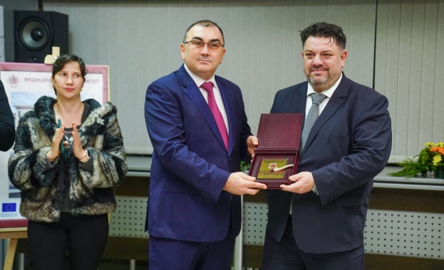 Вицепремиерът Атанас Зафиров даде старт на строителството на новия Факултет по ветеринарна медицина към Медицинския университет в Плевен