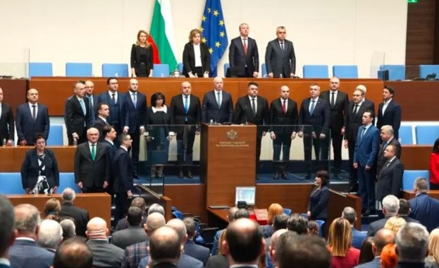 Народното събрание ще проведе гласуване по проекторешението за недоверие към