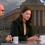 Оставка под натиска на протести: Какви ще са следващите ходове на партиите