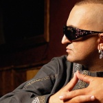 Дони представя новия си албум и книга "Крилата на принца" на Панаира на книгата