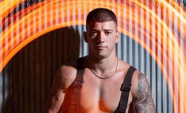 Пожарникари от Варна отново привлякоха общественото внимание с атрактивен календар