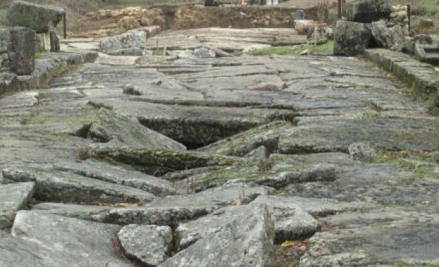 Единственият древен мол открит до момента на територията на България