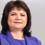 Евро в България от 1 януари: Красимира Райчева съветва – плащайте с карта за повече удобство