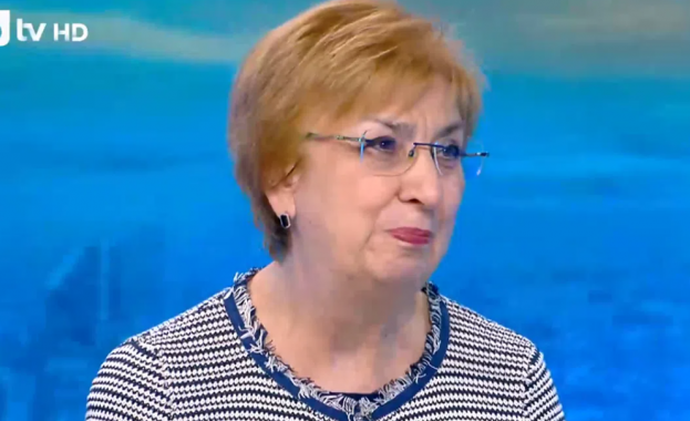 Проф. Екатрина Михайлова: В срок от 2 месеца президентът трябва да насрочи нови избори