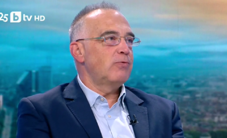 Антон Кутев: Румен Радев може да спечели изборите, но няма да има конституционно мнозинство