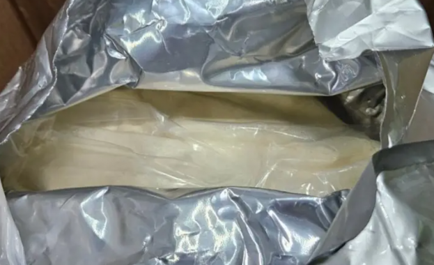 Суровина за стероиди достатъчна за над 5000 ампули задържаха митнически