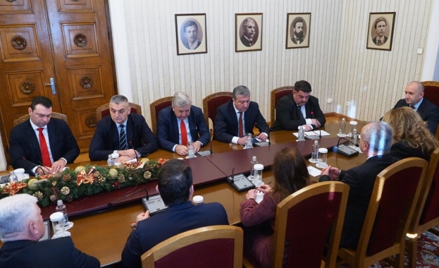 Петата политическа сила в парламента БСП Обединена левица На срещата