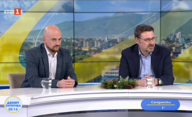 Политическите анализи и коментари на събитията от последните дни направиха