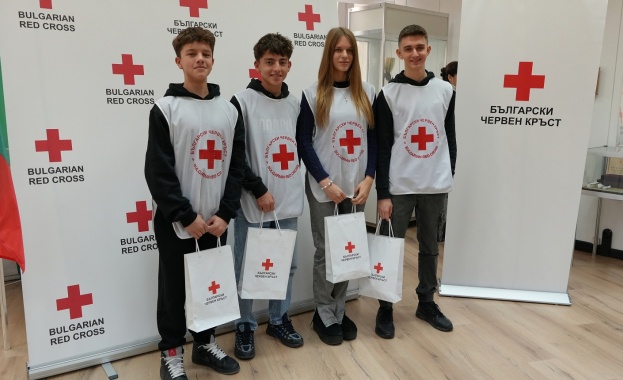 Над 56 000 лв ще получат 72 деца пострадали при