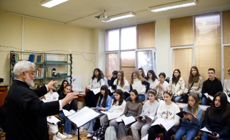 Митрополит Киприан ще дирижира Рождественския концерт на Музикалното училище в Стара Загора