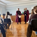 Седмокласници и конституционни съдии обсъдиха мястото на КС в устройството на държавата