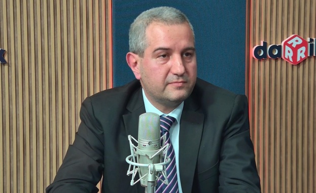 Иван Кръстев: Неприемането на редовен бюджет ще има тежки последици за страната