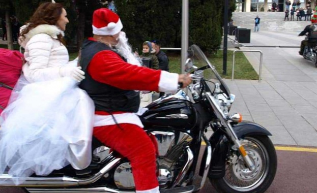 Мотоклуб MC Free Wind Riders организира за поредна година мотоколеда