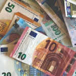 Две седмици с еврото: Как се справят малките магазини и възрастните клиенти