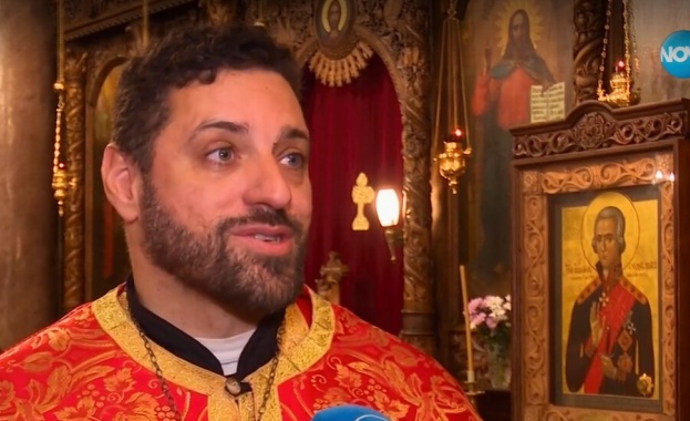 Свещеникът и съпругата му имат шест деца
В навечерието на един