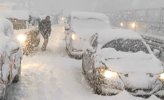 Температурите рязко ще паднат предупреждават синоптиците
В Турция се очаква да