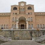 Художествената галерия „Борис Денев“ във Велико Търново предоставя достъп до 2090 дигитализирани графични произведения на 311 автори