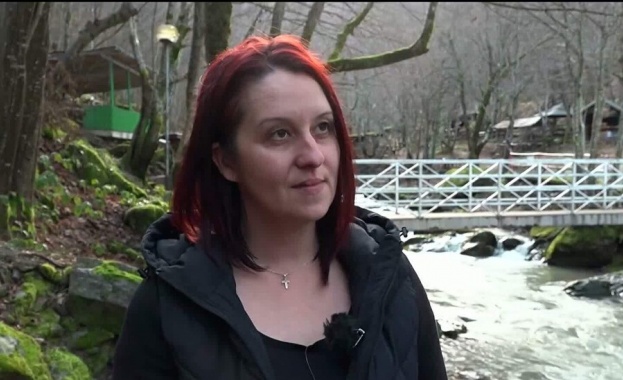 Десислава мечтае да направи галерия и музей в село Дълги