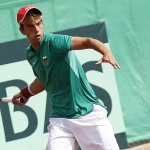 Адриан Андреев постигна две победи за деня и се класира за полуфиналите на сингъл на турнир по тенис в Мароко