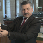 Главният касиер на БНБ със съвети как да разпознаем истинските евробанкноти