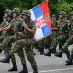 Сърбия връща задължителната военна служба