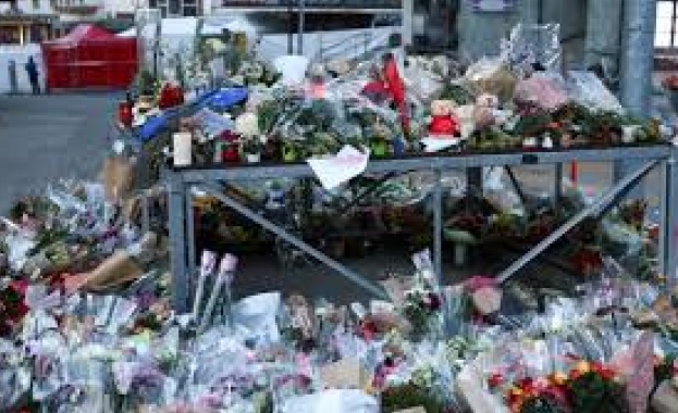 Швейцарските прокурори съобщиха че управителите на бар където пожар уби