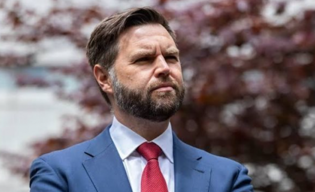 Арестуваха мъж за предполагаемо счупване на прозорци в дома на