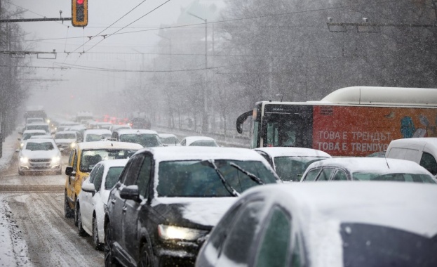 Допълнителни екипи на Пътна полиция са на терен за оказване