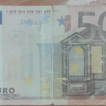 Мъж плати в казино с фалшива банкнота от 50 евро