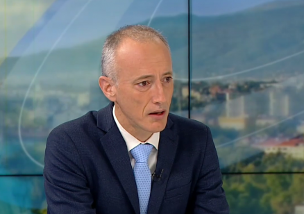 Министър Красимир Вълчев:  Детето от случая "Петрохан - Околчица" продължително време не е посещавало училището