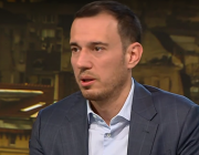 Палежът на автомобил и опитът за палеж на дома на кмета на Бистрица са недопустими и изискват незабавна реакция от държавата, заяви Васил Терзиев