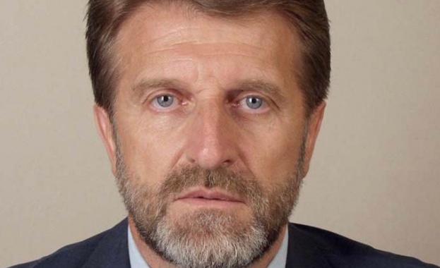 България официално не признава за легитимен Мадуро
Това каза последният български