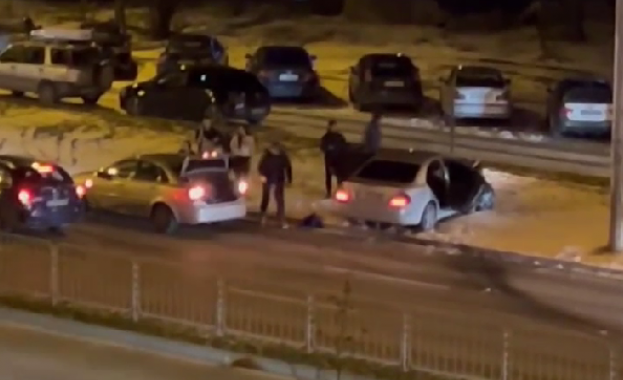 Катастрофа между два автомобила е станала на столичния булевард Александър