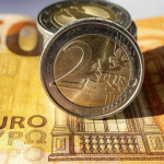 Заплатите в Испания растат по-бързо от инфлацията