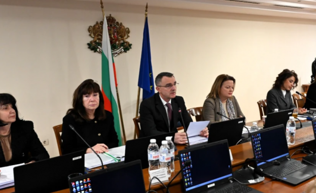 Димитър Беличев Михаела Райдовска и Пламен Петков са тримата номинирани