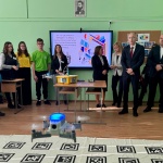 225 училища вече разполагат с обновени спортни площадки