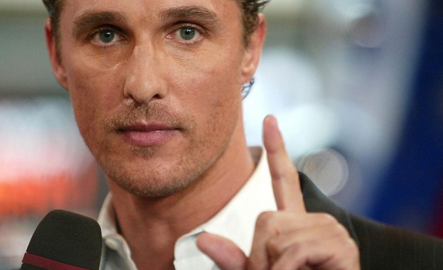 Американският актьор Матю Макконъхи е депозирал видеоклипове със своя образ