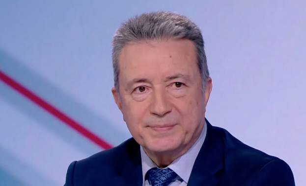 Според Конституцията при подаване на оставка от страна на президента