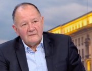 Михаил Миков: Кънев забравя, че кръговете, от които произлиза, продадоха Нефтохим
