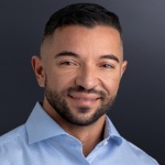 Един от най-успешните българи на Уолстрийт Георги Балинов пристига в УНСС