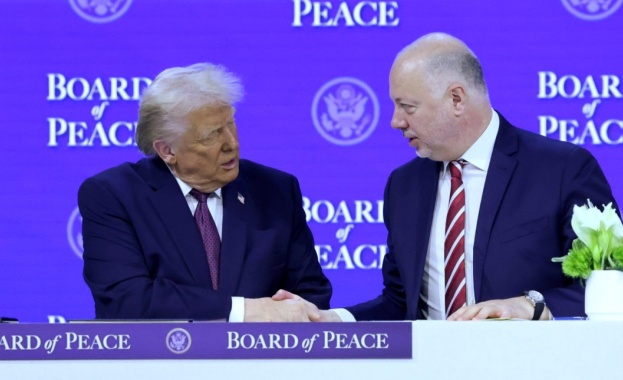 Доналд Тръмп официално учреди „Съвета за мир“ и Росен Желязков подписа