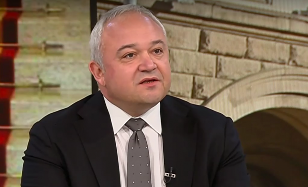 Доста години съм до президента Радев в стремежа му да