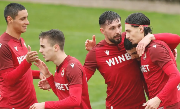 ЦСКА се наложи с 5 2 над корейския елитен тим