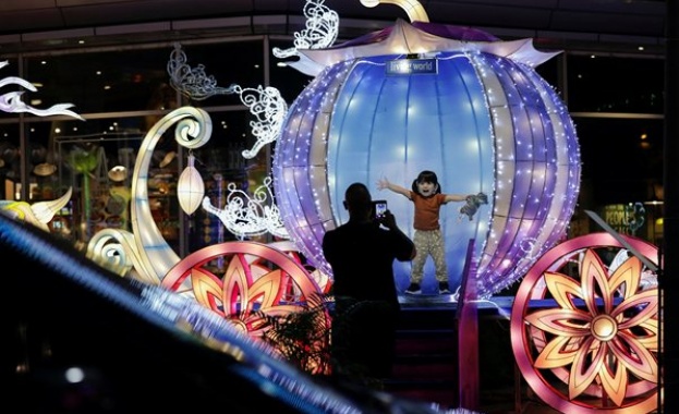 Международният фестивал на фенерите започна в Цигун югозападната китайска провинция