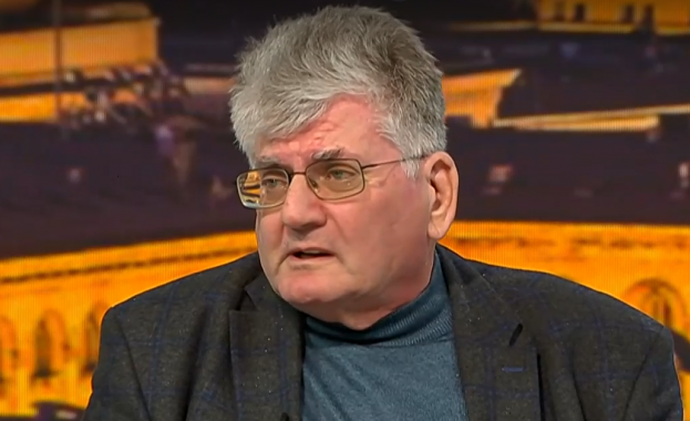 Бившият заместник министър на енергетиката Еленко Божков заяви в предаването