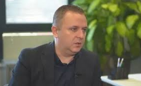 Петър Крилчев: Промяната при картовите плащания при прехода от лева в евро остана незабелязана от потребителите