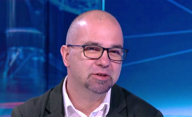 Политиците у нас се надпреварват кой да е по по