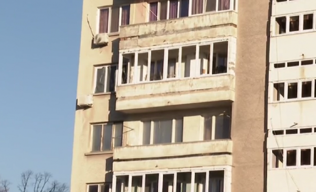 Мъж от Сливен и болният му баща девет дни живеят